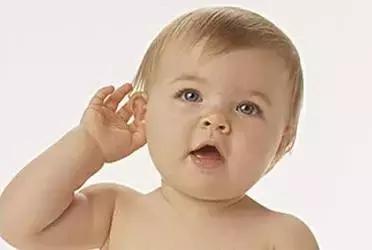 新生儿听力早预防早关注